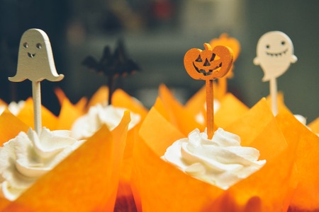 Master class Halloween decorative pumpkins made by handsの写真素材