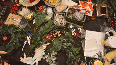 Manufacturer of Christmas decor with their own handsの写真素材