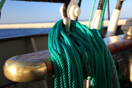 Old Ship tackles on the frigate