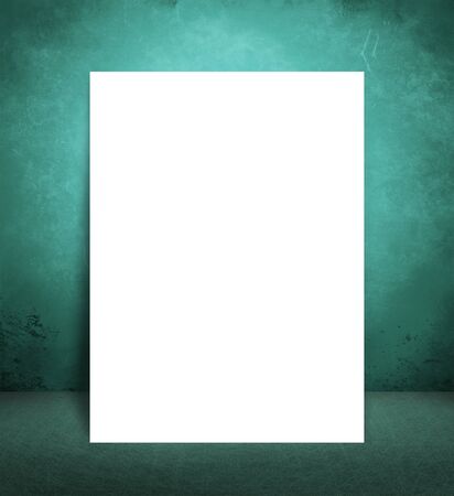 table standing next to a wallの写真素材