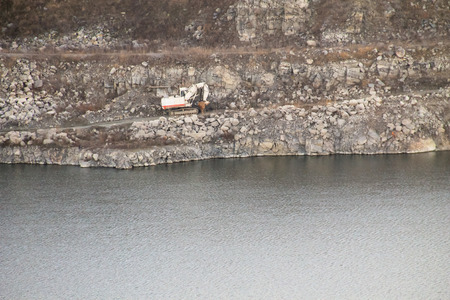 Extraction of mineral resources in the granite quarry