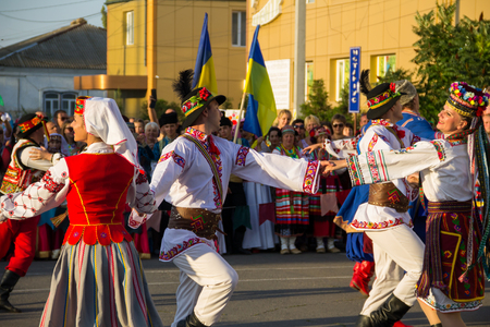 Genichesk, Ukraine - August 26, 2017: Dancers in ukrainian traditional clothing during Festival of National Cultures Tavriyska rodyna (Tavria Family)のeditorial素材