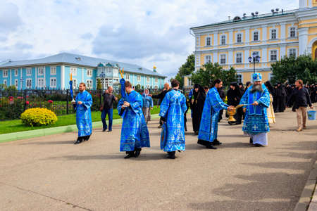 Diveyevo, Russia - August 10, 2019: Religious procession of Orthodox christians in Holy Trinity-Saint Seraphim-Diveyevo Monastery in Diveyevo, Russiaのeditorial素材