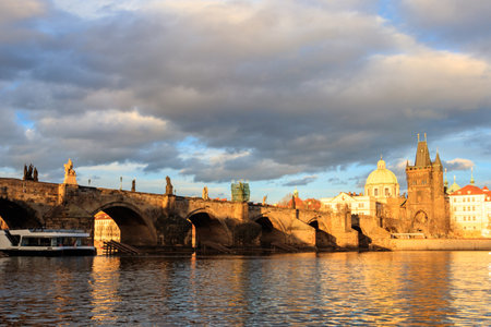 View of the famous Charles bridge over Vltava river in Prague, Czech Republicの写真素材