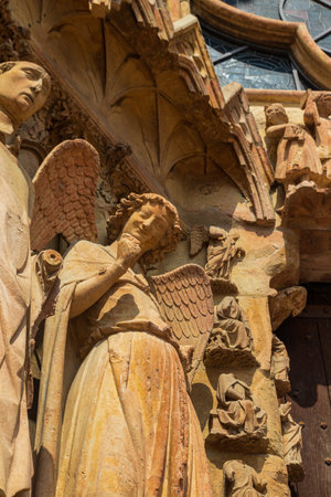 Smiling Angel, also known as the Smile of Reims or Angel of the Annunciation, is a stone sculpture at the Notre-Dame de Reims Cathedral, Franceの写真素材