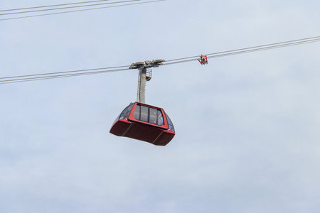 Overhead cable car to the top of Mount Pilatus in Canton Lucerne, Switzerlandの写真素材