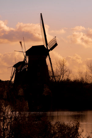 Nederland  Rotterdam a view of the water channel and Overwaard  Mill Network water channel at Kinderdijk of Netherlandsの写真素材
