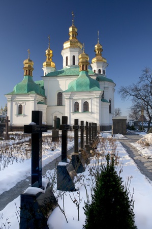Churchyard in Kiev-Pechersk Lavra monastery in snow, Kiev, Ukraineの写真素材