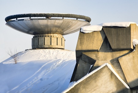 Eternal flame at the monument of WW II victory in Kiev in snow, Ukraineのeditorial素材