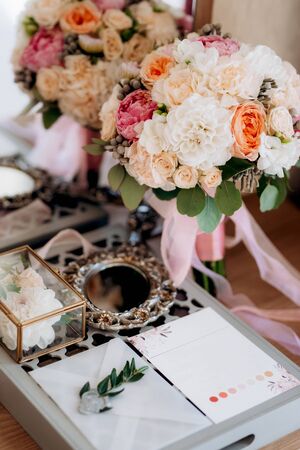 bridal bouquet of fresh flowersの写真素材