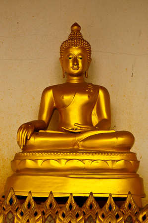 golden buddaの写真素材