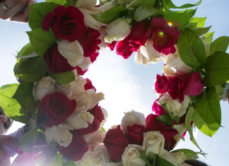 Close up picture of a bridal bouquet on a chair の写真素材