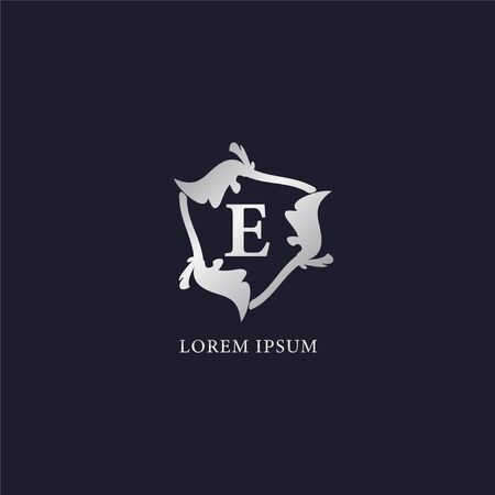 Letter E Alphabet logo design template. Initial Abjad Company Logo. Silver Metallic Luxury Decorative Floral Vector Design Concept. Suitable for Beauty and fashion product. Isolated on navy blue backgroundのイラスト素材