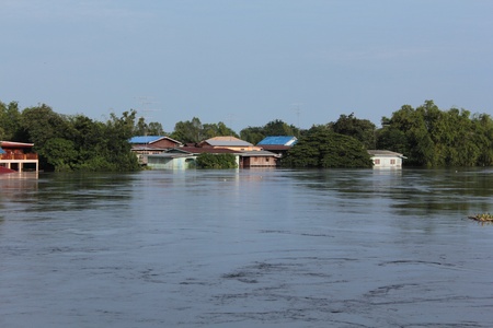 Thailand flooded, Ban Mi district, Lopburi, Thailand at 2 October 2011のeditorial素材