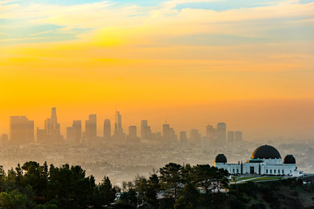 View of the skyline of Los Angeles at sunset, California, USAの写真素材