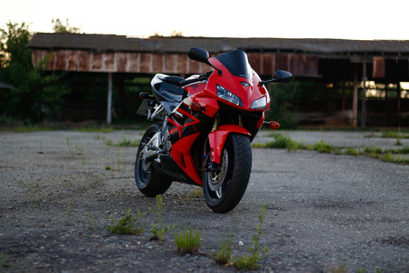 KRASNOYARSK, RUSSIA - JULY 12, 2017: Red and black sportbike Honda CBR 600 RR 2005 PC37.のeditorial素材