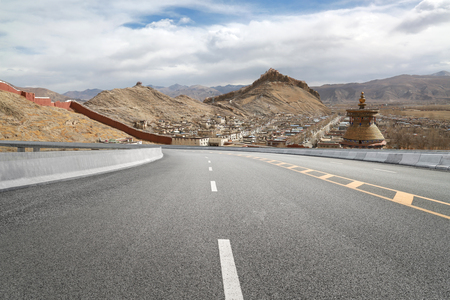 Highways and distant mountainsの写真素材