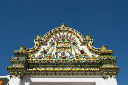 Wat Pha chetuphon arched entranceの写真素材