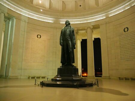 Washington, D.C., USA-September 2017: Sculpture at the Thomas Jefferson Memorial viewed at night, Washington, District of Columbia.のeditorial素材