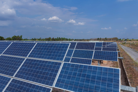 Solar panel, alternative electricity source - concept of sustainable resources, And this is a new system that can generate electricity more than the original, This's the sun tracking systems.の写真素材