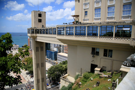 salvador, bahia, brazil - december 28, 2020: view of the Lacerda Elevator, a monument that links Cidade Alta and Cidade Baixa, in the city of Salvador. *** Local Caption ***のeditorial素材