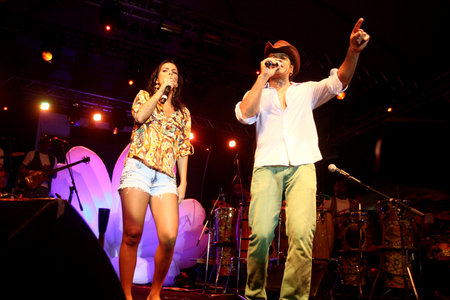 cairu, bahia / brazil - november 16, 2013: Singer Carlinhos Brown is spotted during concert on the Spring Festival stage in Morro de Sao Paulo.のeditorial素材