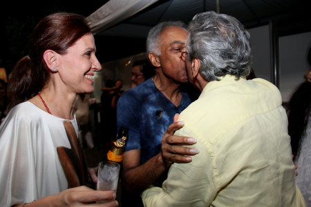 salvador, bahia / brazil - december 31, 2013: Singers Caetano Veloso and Gilberto Gil kiss each other during New Year's Eve festivities in Salvador.のeditorial素材
