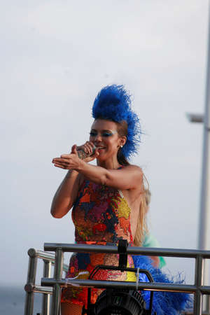 salvador, bahia / brazil - february 17, 2015: Vina Calmon, lead singer of Banda Cheiro de Amor is seen during a performance in the neighborhood of Barra during Carnival in the city of Salvador.のeditorial素材