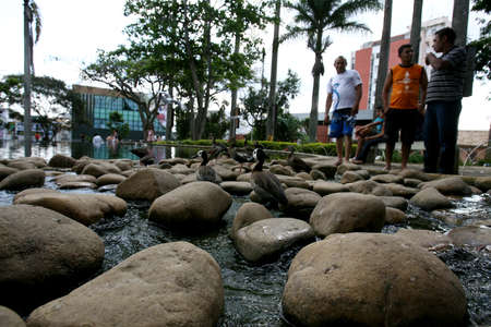 vitoria da conquist, bahia / brazil - october 28, 2011: people are seen by the lake in Tancredo Neves square in the city of Vitoria da Conquista.のeditorial素材