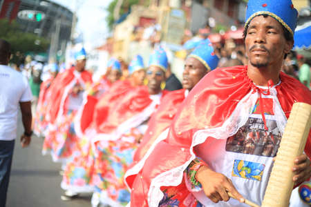 salvador, bahia / brazil - January 24, 2016: members of Congo, Reinado and Cheganca cultural group, seen during event at Tororo Dike in Salvador.のeditorial素材