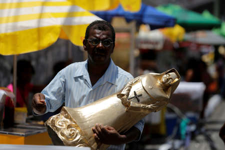 salvador, bahia / brazil - October13, 2019: Devotees arrive at Fonte Nova Arena in Salvador, for Mass in honor of Sister Dulce. The nun was canonized by Pope Francis.のeditorial素材