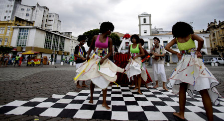 salvador, bahia / brazil - may 18, 2019: Members of the Theatrical Revolution group are seen during a performance at Thome de Sousa Square in the city of Salvador.のeditorial素材