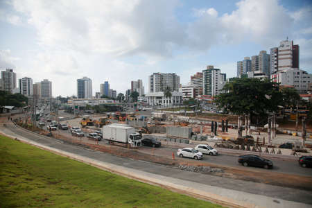 Salvador, Bahia, Brazil - January 28, 2022: view of the BRT system implementation works in the Itaigara neighborhood in the city of Salvador.のeditorial素材