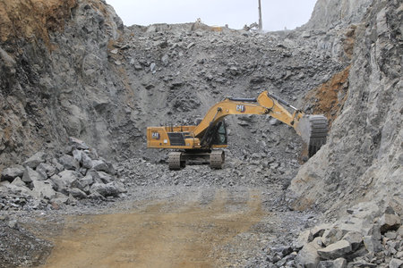 ilheus, bahia, brazil - may 23, 2022: Construction work on the BA 649 highway linking the municipalities of Itabuna to Ilheus in southern Bahia.のeditorial素材