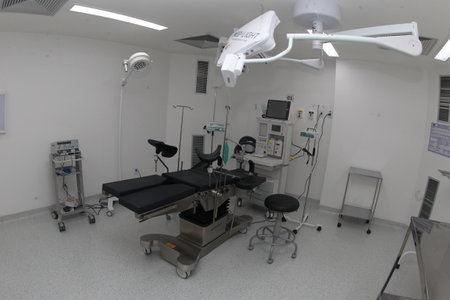 itaberaba, bahia, brazil - june 2, 2023: surgical table in a hospital with public health care provided by the unified health system in the city of Itaberabaのeditorial素材