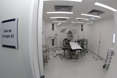 itaberaba, bahia, brazil - june 2, 2023: surgical table in a hospital with public health care provided by the unified health system in the city of Itaberabaのeditorial素材