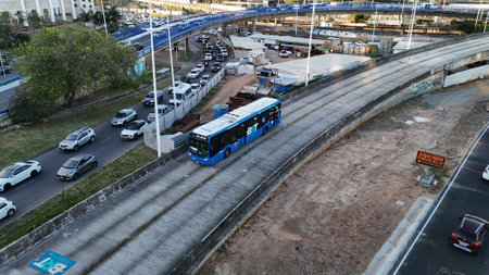 salvador, bahia, brazil - november 20, 2023: movement of vehicles in traffic in the Iguatemi region in the city of Salvador.の写真素材