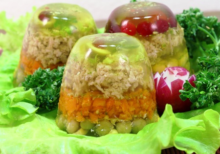 appetizer : sliced chicken  with vegetables in jelly  