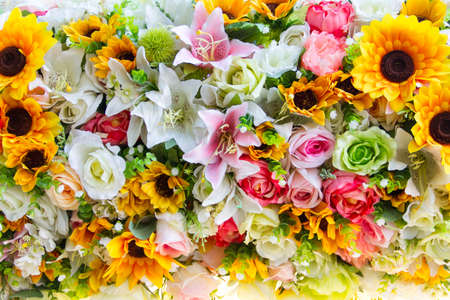 yellow white paper flowers seamless background patternの写真素材