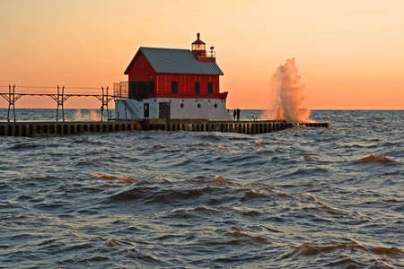 Waves over the south pierの写真素材
