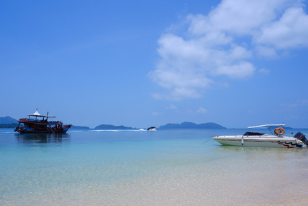 Koh Wai islands in Thailand. The islands is most beautiful and clear water. It is a popular tourist destination at Trat Provinceのeditorial素材