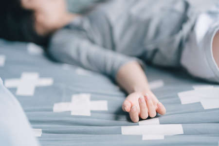 A woman suffering from depression causes an overdose to destroy her life.
