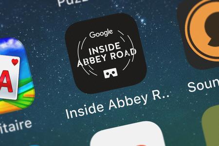 London, United Kingdom - September 29, 2018: Screenshot of the Inside Abbey Road - Cardboard mobile app from Google, Inc. icon on an iPhone.のeditorial素材