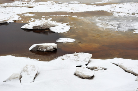Freezing's on the river Vychegda in late November.の写真素材