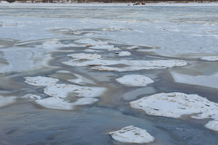 Freezing's on the river Vychegda in late November.の写真素材