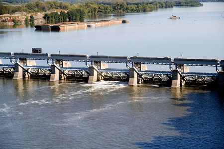 Lock and dam at the Illinois River; Starved Rock State Park
