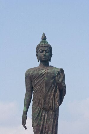 "phra si sakkaya thotsaphonlayan (shakyamuni)" located at phutthamonthon district nakhon pathom province in thailandのeditorial素材