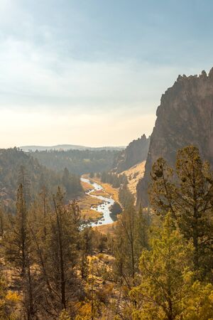 Sunset views of the Crooked River at Smith Rock State Park, Terrebonne, Oregon, United Statesの写真素材