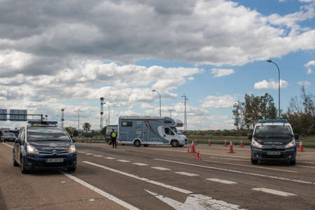 Border control between Spain and Portugal becuase of the COVID19.のeditorial素材