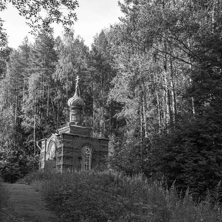 Orthodox chapel in the forest, Kostroma province, Russia. The year of construction is 1913.の写真素材